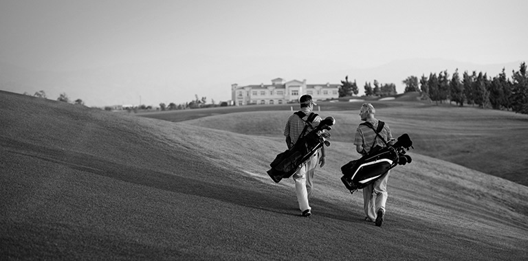 友人とゴルフ場で思いっきりプレーを楽しみたい