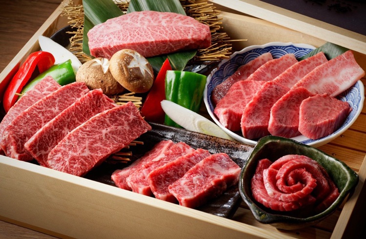 焼肉 丑輪
