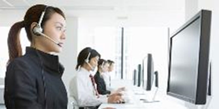 出張やご旅行の手配をサポート