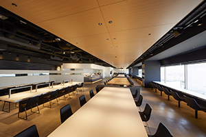 国内/海外の空港ラウンジが利用無料