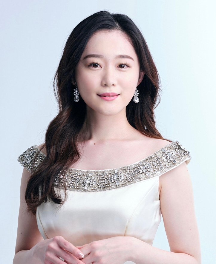 石田 滉（いしだ きらら）：声楽（メゾソプラノ）