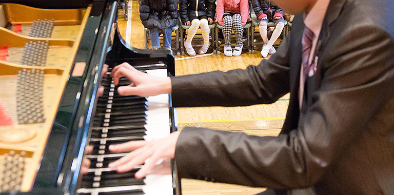 アーティストサポート