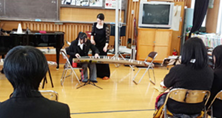 長野県立高遠高等学校（尺八、箏曲、作曲科）