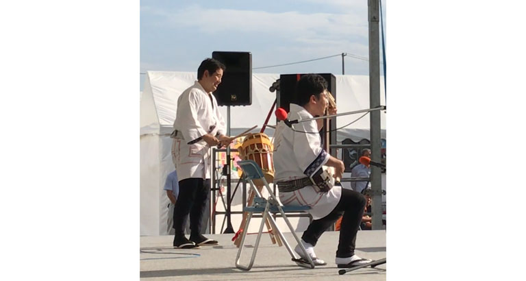 邦楽器によるワークショップ＆コンサート 2017年8月25、26日　伊那市デイサービスセンターくつろぎの家、宮城県栗原市（くりこま高原駅前広場）