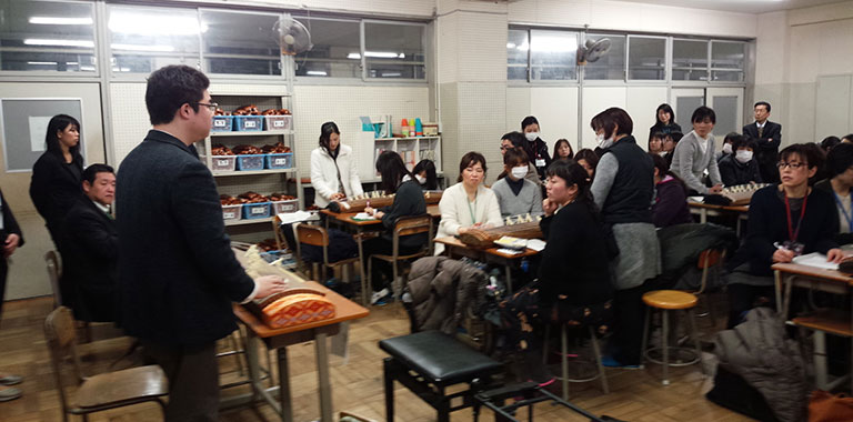 箏の指導＆ワークショップ 2018年1月17日　寝屋川市立第十中学校