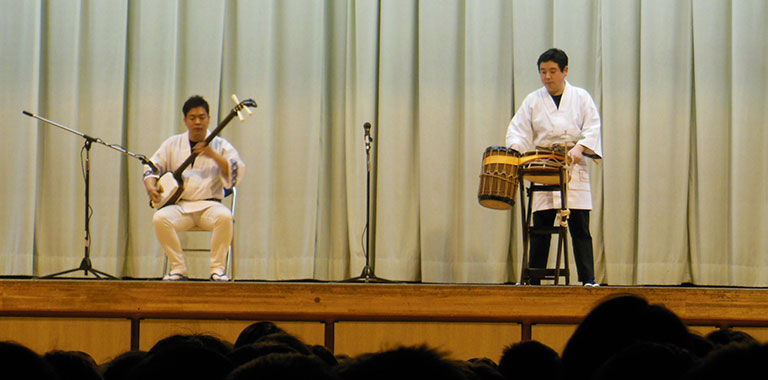 和楽器による演奏＆ワークショップ 2018年2月19日　川越市立牛子小学校