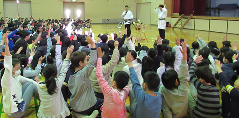 和楽器によるコンサート＆ワークショップ 2019年2月1日　葛飾区立中之台小学校