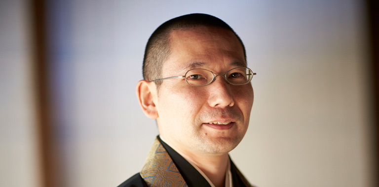 茶室の窓から見える「おもてなし」