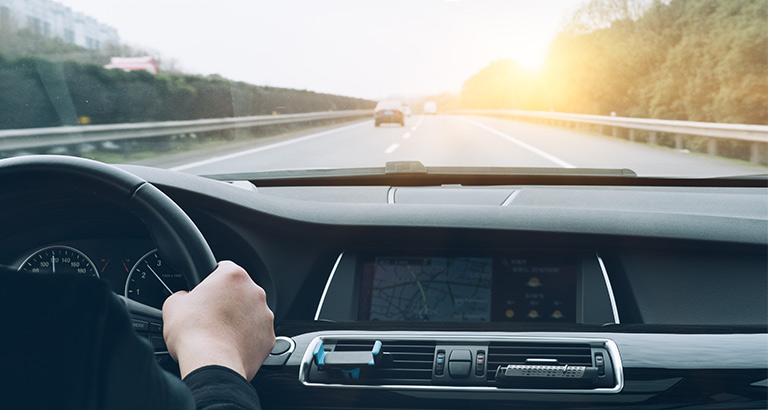 交通事故傷害保険／賠償責任保険付き