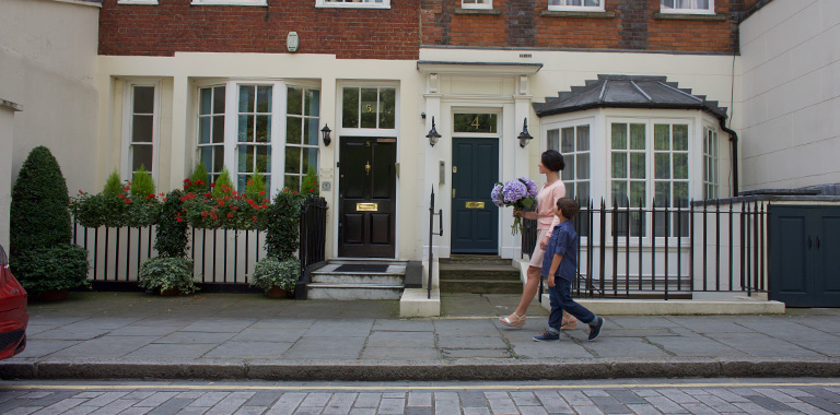 海外に住んでいる方へのプレゼントを手配します