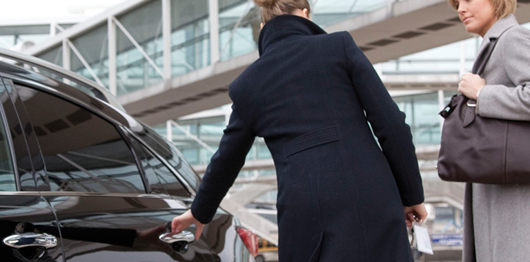 急な出張のお手配もお任せください