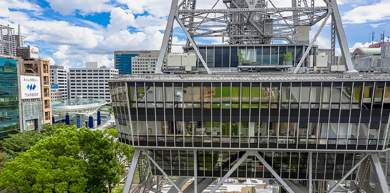 THE TOWER LOUNGE CASHIME