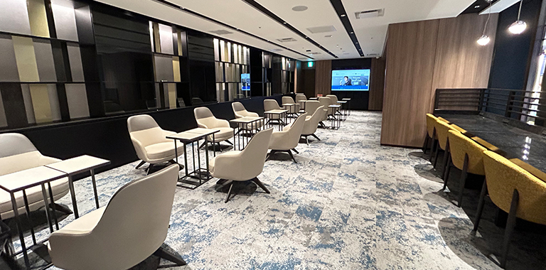 ダイナースクラブ  大阪梅田プレミアムラウンジ