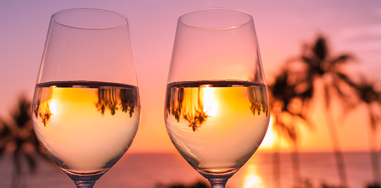 人気のグルメサービス「エグゼクティブ ダイニング」のサービス内容を大幅拡充して、さらに魅力的に！